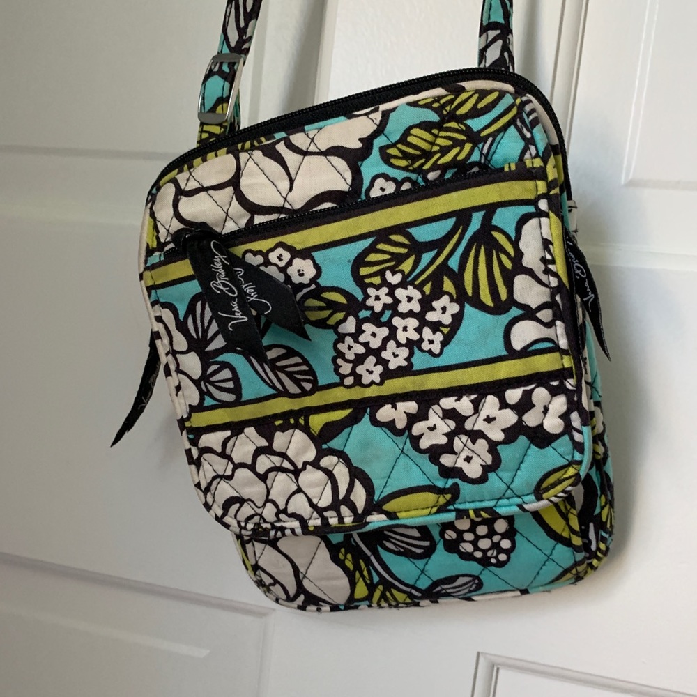 Vera Bradley cross body purse